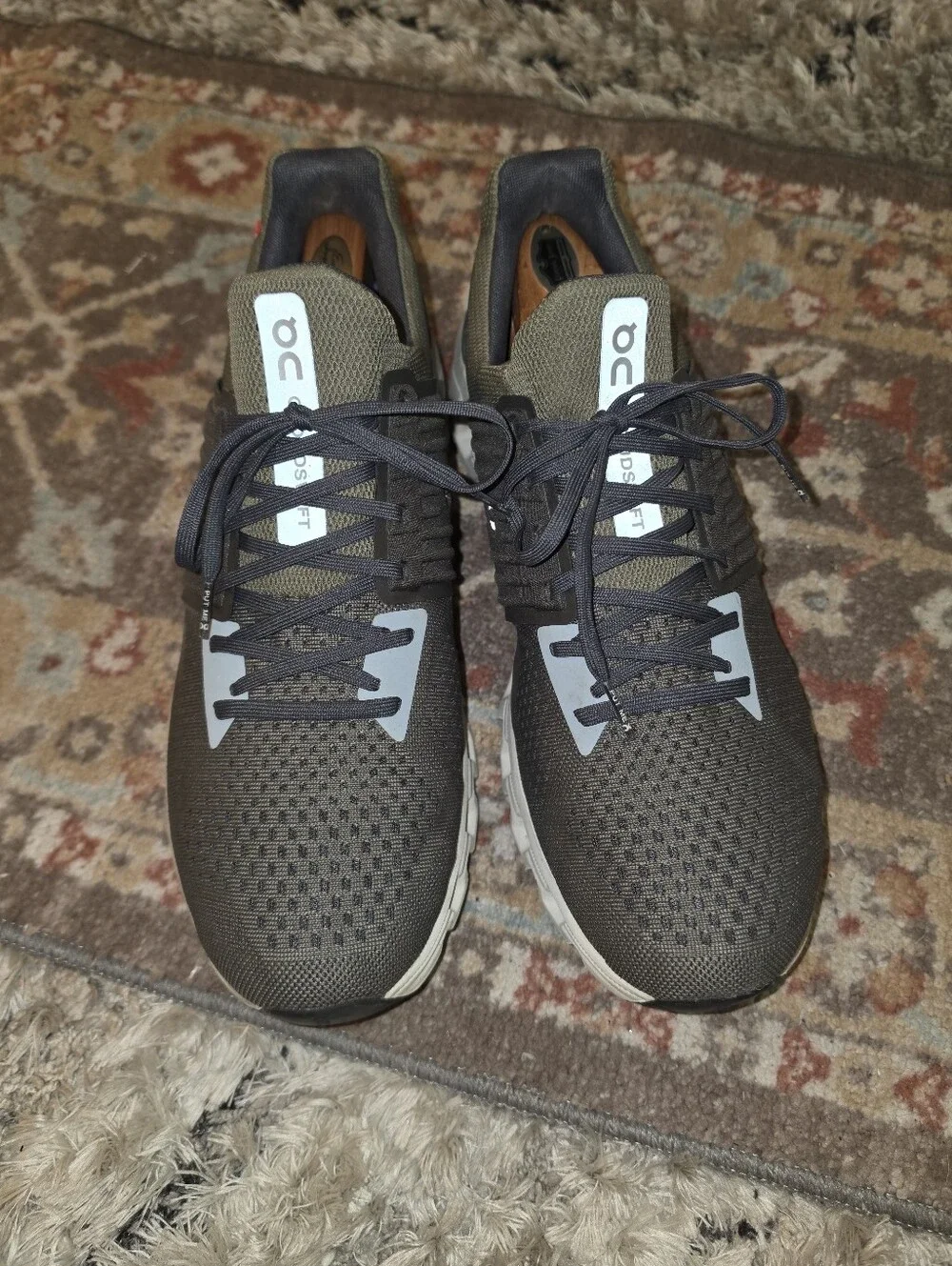 ON CLOUDSWIFT Men's Running Shoes Olive Green Size 13 EXCELLENT PRE-OWNED!